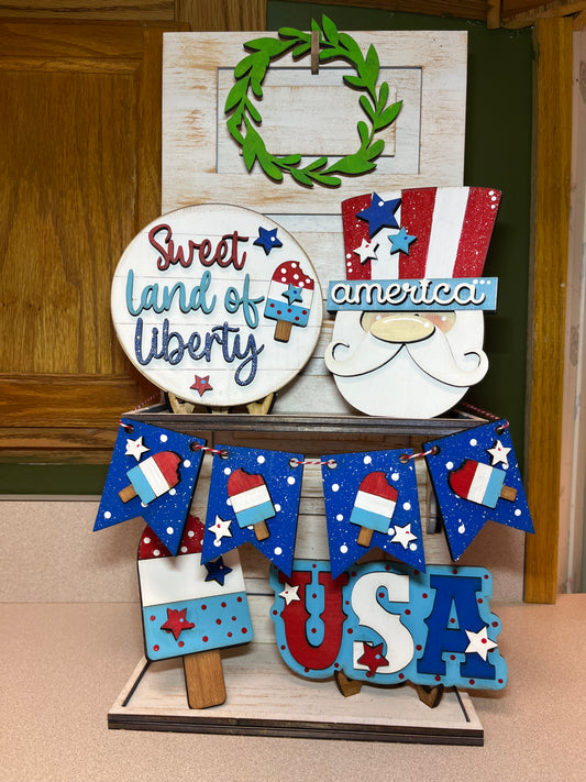 Sweet and of Liberty Tiered Shelf Accessories