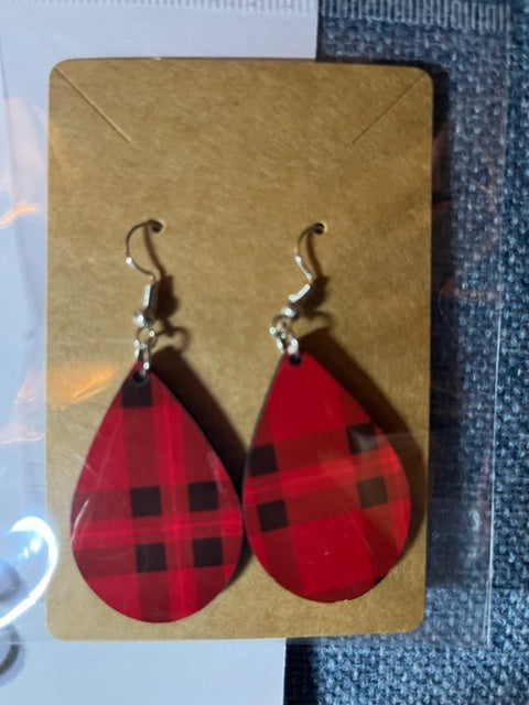Red/Black Plaid Teardrop Earrings